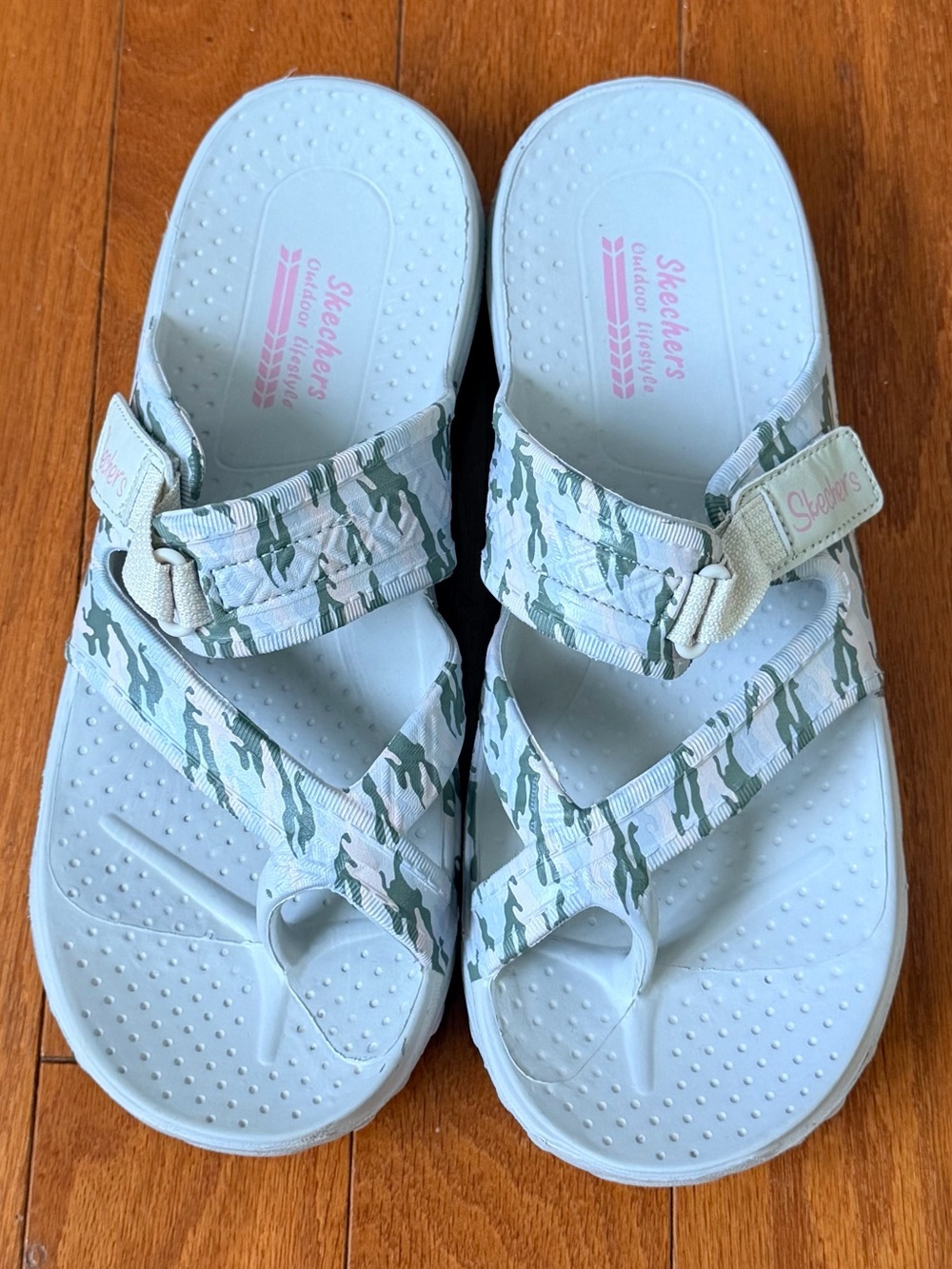Skechers- Pink and Gray Camouflage